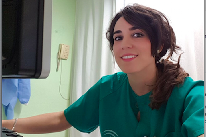 La enfermera Cristina García, miembro del equipo de la Unidad del dolor.