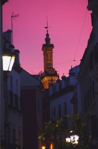 Atardecer en la calle González Cuadrado. / Foto: M. M.