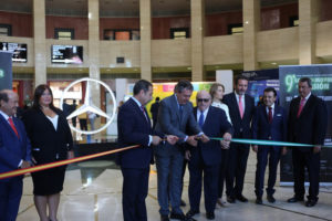 El alcalde Juan Espadas ha inaugurado el 9º Salón del Motor de Ocasión de Sevilla.