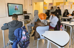 Cerca de 8.000 estudiantes y 82 “profes” de Sevilla trabajan sobre el uso y la adicción a las nuevas tecnologías