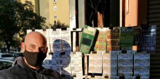 La ONCE reparte 350.000 euros entre diez clientes del Mercado de Pino Montano