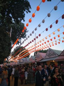 Sevilla aborda con el sector iniciativas tras la cancelación de la Feria