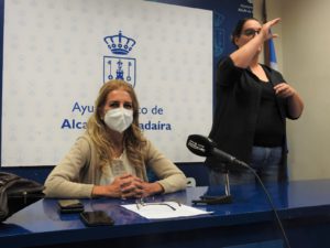 Alcalá de Guadaíra pone en marcha tres nuevos cursos de lengua de signos