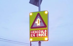 Apuestan por innovación con un cruce inteligente en la carretera entre Aznalcázar y Pilas