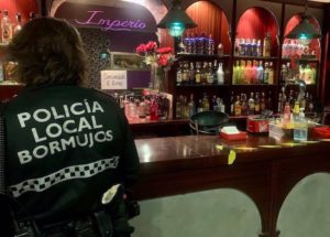 Clausuran en Bormujos un local de intercambio de parejas con 87 personas en su interior