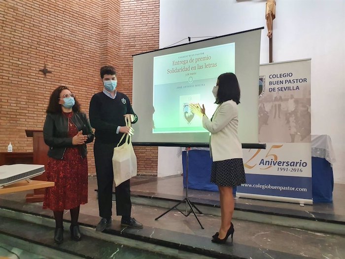 Un alumno del CEIP La Raza y otro del Buen Pastor, ganadores del certamen literario 'Solidaridad en Letras'