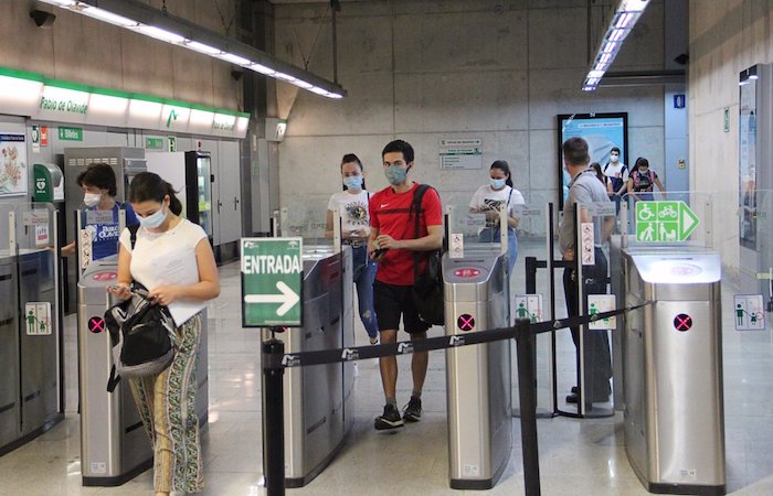 Metro de Sevilla registra en marzo el primer alza de viajeros desde el inicio de la pandemia