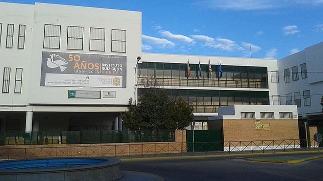 Utrera realiza cuatro nuevos convenios de colaboración educativa para alumnos en prácticas