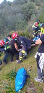 Rescatada en un paraje de Villaverde del Río una senderista accidentada