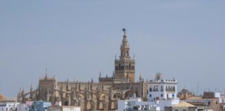 ¿Cuánto tiempo se tarda en ver la Catedral de Sevilla?