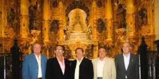 Los Romeros de La Puebla, premiados en La Casa de Andalucía de Cataluña como “Andaluz del Año”