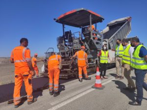 Ejecutadas las obras de reparación del firme en la carretera A-8152 entre Lebrija y El Cuervo