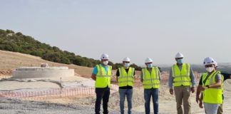 Avanzan "a buen ritmo" las obras del nuevo parque eólico Loma de los Pinos de Lebrija