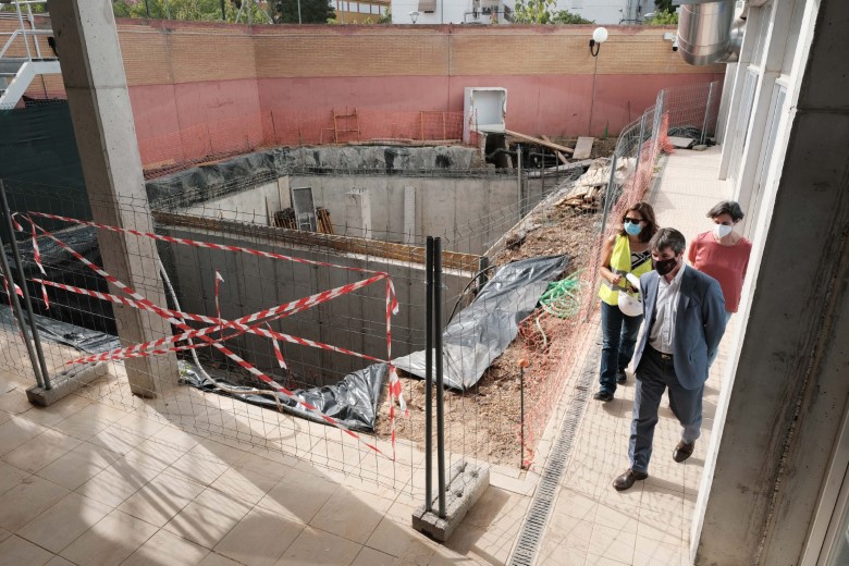 La piscina del Tiro de Línea ampliará las zonas comunes y de ocio