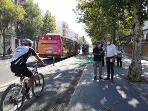 Sevilla inicia nuevas mejoras de la conservación de los carriles bici