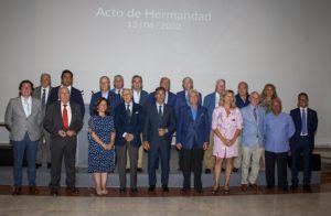 El Colegio Oficial de Aparejadores y Arquitectos Técnicos de Sevilla recupera el homenaje a los colegiados