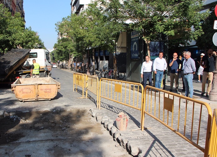 eje de las calles Campana y Laraña