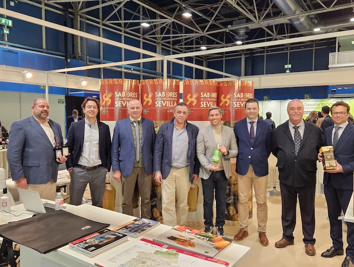 Sabores de la Provincia de Sevilla expone sus AOVE en la "mayor" feria mundial del sector oleícola