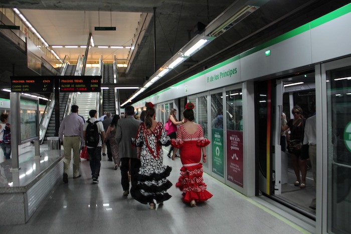 El metro señala el récord de demanda diaria el domingo de Feria