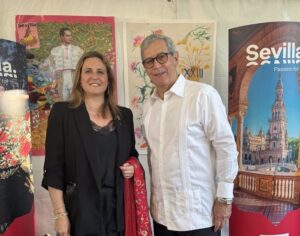 La 'Feria de Sevilla en Miami' recrea la fiesta hispalense en EEUU con invitación a visitar la capital andaluza