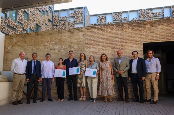 Raquel Barrionuevo y Enrique Caetano ganan el I concurso internacional Escultura urbana cerámica ‘Ariane’