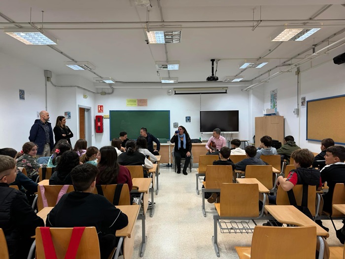 Más de 600 adolescentes aprenden la historia del flamenco de Alcalá